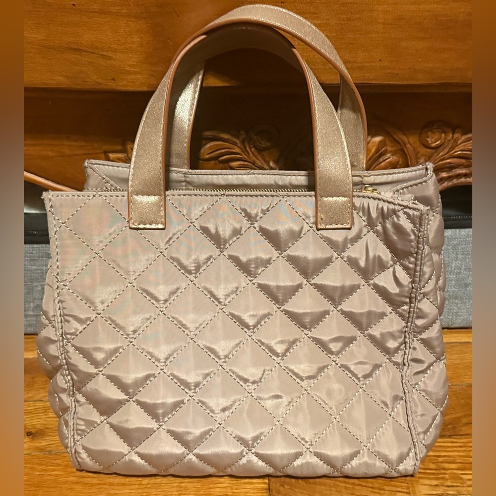 UNBILLION Quilted Nylon Tote Bag Champagne Gold – Top Handle Zip Bag